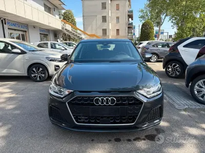 Usata Audi A1 Admired 95 CV (69 kW) 2023 Grigio SUV