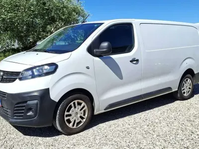 Usata Opel Vivaro 102 CV (75 kW) 2023 Bianco Monovolume