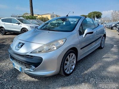 Usata Peugeot 207 CC 120 CV (88 kW) 2008 Grigio Cabrio