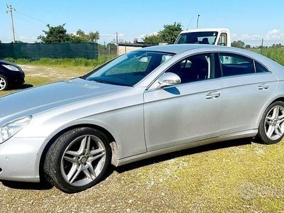 Usata Mercedes CLS350 272 CV (200 kW) 2005 Grigio Berlina