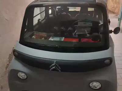 Usata Citroën AMI 2022 Grigio Berlina