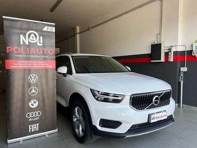 Usata Volvo XC40 Momentum 129 CV (94 kW) 2021 Bianco SUV