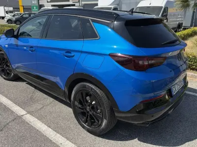 Usata Opel Grandland X 181 CV (133 kW) 2022 Blu/azzurro SUV