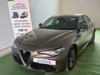 Gebraucht Alfa Romeo Giulia Super 160 PS (117 kW) 2018 Braun Limousine