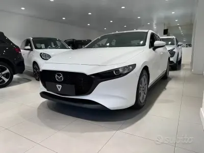 Usata Mazda 3 Evolve 116 CV (85 kW) 2020 Bianco Berlina