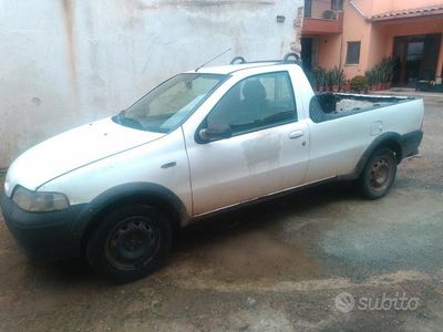 Begagnad Fiat Strada