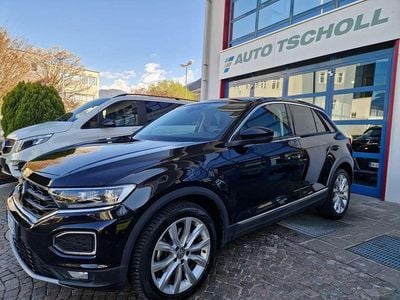 Usata VW T-Roc Sport 150 CV (110 kW) 2019 Deep black perleffekt SUV