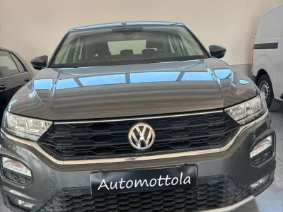 Usata VW T-Roc Style 150 CV (110 kW) 2020 Grigio SUV