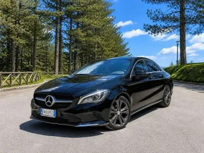 Usata Mercedes CLA180 Executive 122 CV (89 kW) 2016 Nero Berlina