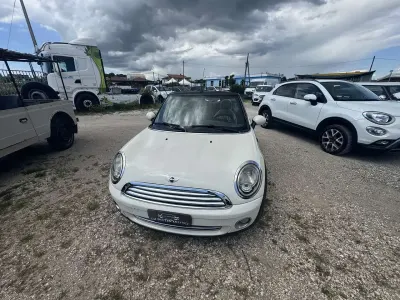 Usata Mini Cooper Cabriolet 120 CV (88 kW) 2009 Bianco Cabrio