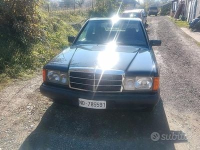 Usata Mercedes 190 1993 Grigio Berlina