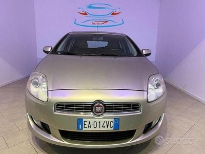 Oro Usata 2010 Fiat Bravo Emotion Utilitaria | 3790 € (Buon prezzo)
