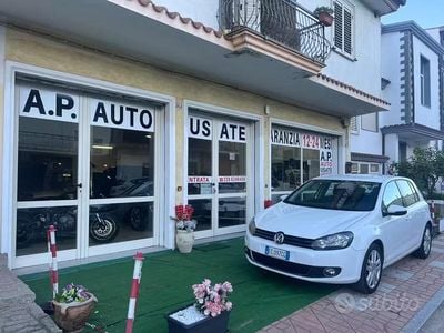 Usata VW Golf VI 140 CV (102 kW) 2010 Bianco Utilitaria
