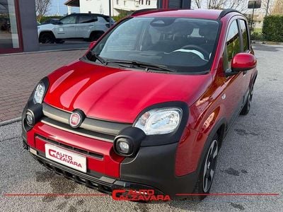 Usata Fiat Panda Cross Cross 69 CV (50 kW) 2025 Rosso passione Utilitaria