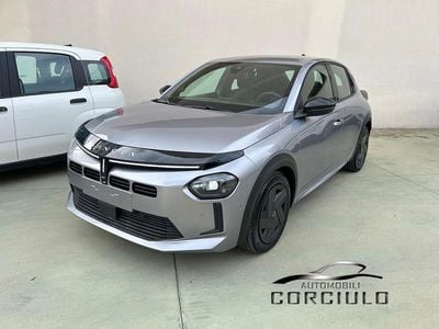 Nuova Lancia Ypsilon 100 CV (73 kW) 2025 Grigio Utilitaria