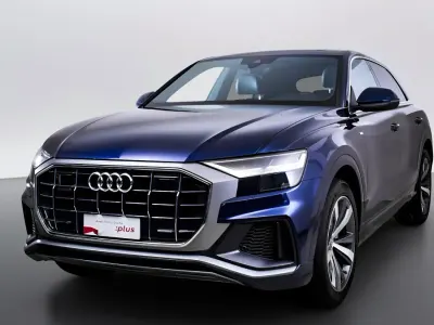 Usata Audi Q8 Sport 286 CV (210 kW) 2019 Blu navarra metallizzato SUV