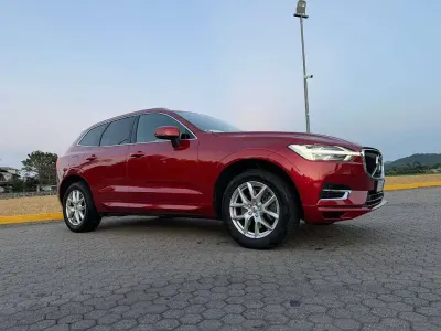 Usata Volvo XC60 Business Edition 303 CV (222 kW) 2019 Rosso SUV
