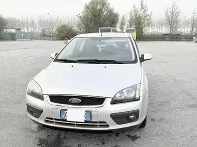Usata Ford Focus 90 CV (66 kW) 2016 Berlina