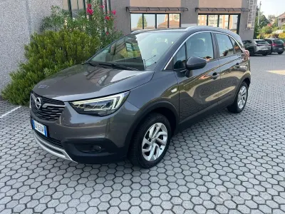 Usata Opel Crossland X Ultimate 110 CV (80 kW) 2020 Grigio SUV
