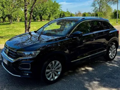 Usata VW T-Roc Advance 116 CV (85 kW) 2019 Nero SUV