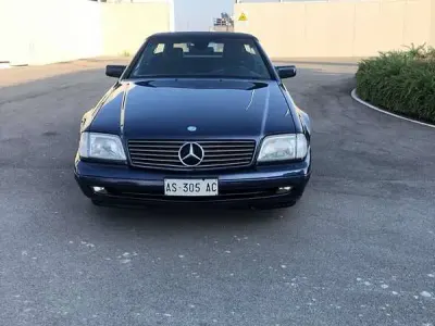 Usata Mercedes SL320 231 CV (169 kW) 1997 Blu/azzurro Cabrio