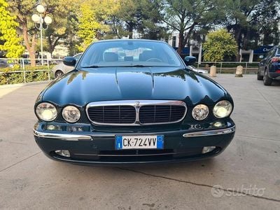 Usata Jaguar XJ6 S 238 CV (175 kW) 2003 Verde Berlina
