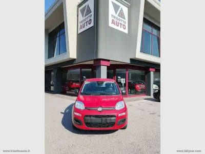 Nuova Fiat Panda 69 CV (50 kW) 2025 Rosso Utilitaria