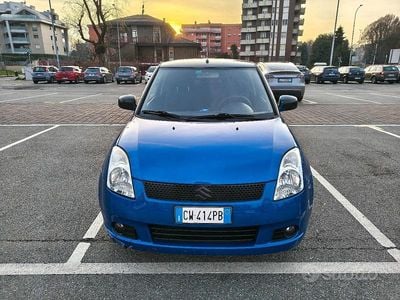 Usata Suzuki Swift 2006 Blu Utilitaria