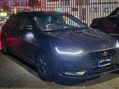 Grigio Usata 2024 Ford Focus ST-Line Berlina | 21.000 € (Buon prezzo)