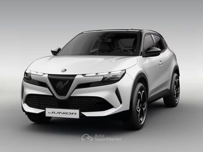 Nuova Alfa Romeo GT Junior Edizione Speciale 145 CV (106 kW) 2025 Bianco Pick-up