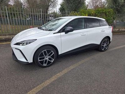 Usata MG MG4 EV Luxury 150 kW (204 CV) 2025 Bianco Utilitaria
