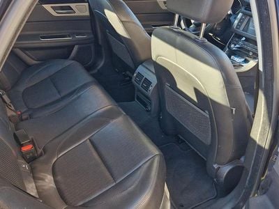 Usata Jaguar XF Pure 163 CV (119 kW) 2016 Blu Berlina