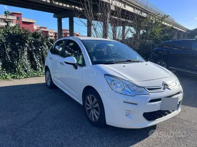 Begagnad Citroën C3 PureTech 82 HK (60 kW) 2015 Vit Sedan