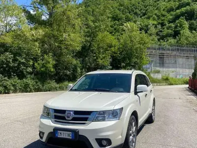 Usata Fiat Freemont Lounge 170 CV (125 kW) 2012 Bianco SUV