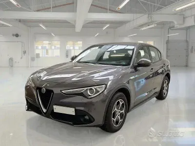 Usata Alfa Romeo Stelvio Business 190 CV (139 kW) 2022 Grigio SUV