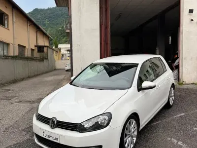 Usata VW Golf VI Highline 102 CV (75 kW) 2010 Bianco Utilitaria
