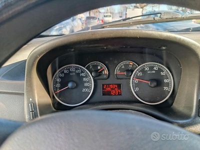 Usata Fiat Punto 2009 Grigio Berlina