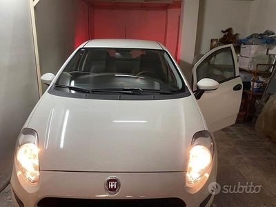 Bianco Usata 2017 Fiat Punto Berlina | 8500 €