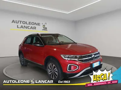Usata VW T-Roc Style 116 CV (85 kW) 2022 Rosso tetto nero SUV