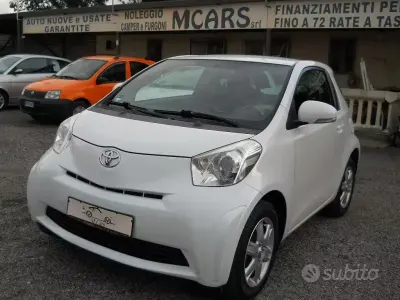 Usata Toyota iQ 90 CV (66 kW) 2011 Bianco Utilitaria