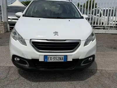 Usata Peugeot 2008 Active 92 CV (67 kW) 2014 Bianco SUV