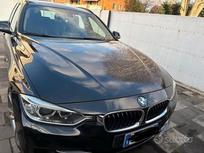 Usata BMW 320 Sport Line 190 CV (139 kW) 2015 Nero Station wagon