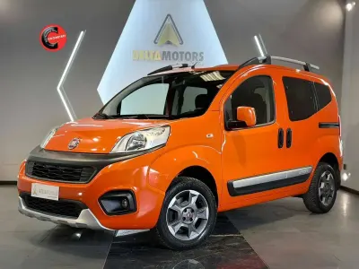 Usata Fiat Qubo Trekking 95 CV (69 kW) 2017 Arancione Monovolume