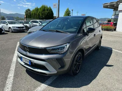 Usata Opel Crossland 110 CV (80 kW) 2022 Grigio scuro SUV