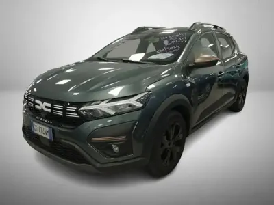 Usata Dacia Sandero Extreme 101 CV (74 kW) 2024 Verde Berlina