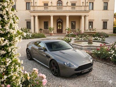 Usata Aston Martin V8 Vantage 2009 Grigio Coupé