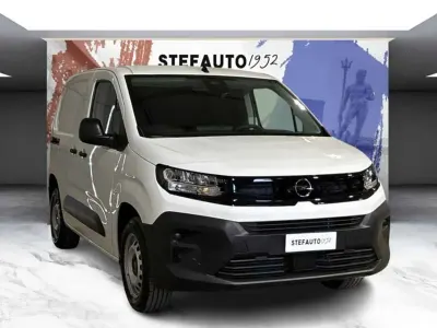 Nuova Opel Combo S 131 CV (96 kW) 2026 Kaolin white pastello Monovolume