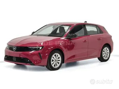 Nouvelle Opel Astra Edition 110 ch (80 kW) 2025 Citadine