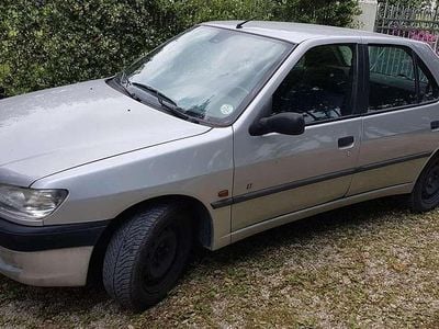 Peugeot 306
