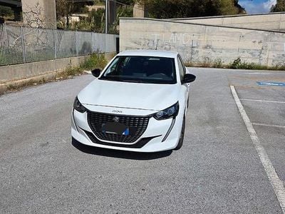 Usata Peugeot 208 75 CV (55 kW) 2022 Bianco Utilitaria
